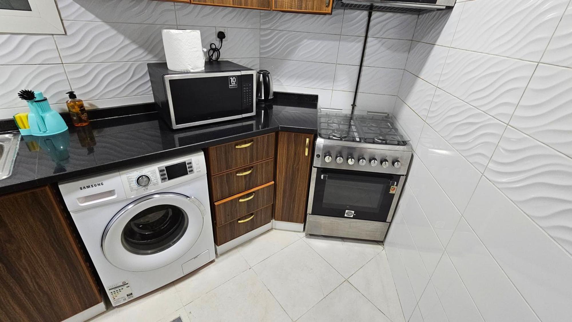 Lavish Private Rooms Sharjah Exterior foto